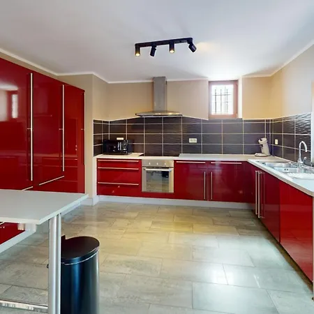 De L'obourg-joie - Shape - Pairi Daiza - - Parking Prive Et Gratuit *